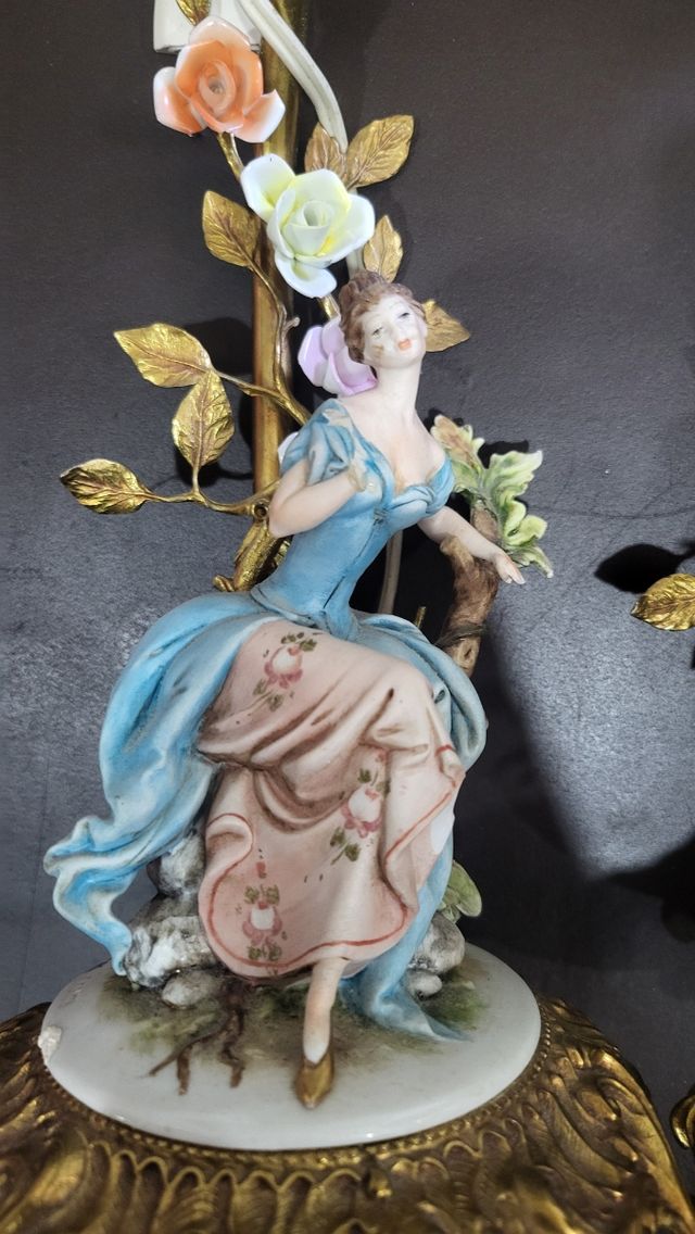 Lámparas de Capodimonte.