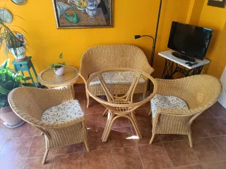 Conjunto 3 sillones y 2 mesas mimbre