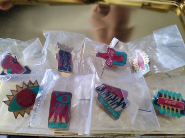 Colección Pins Coca Cola Vintage 90s