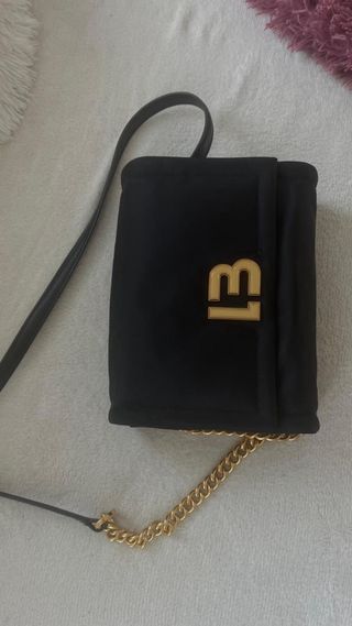 Bolso Bimba y Lola Negro con Logo Dorado