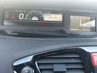 Renault Scenic 2012