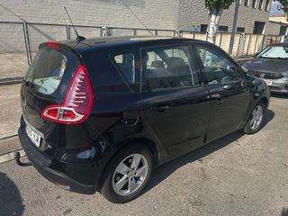 Renault Scenic 2012