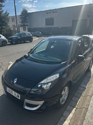 Renault Scenic 2012