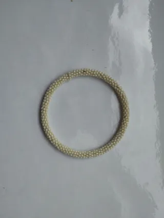 Lote 3 Brazaletes Dorados y Blancos