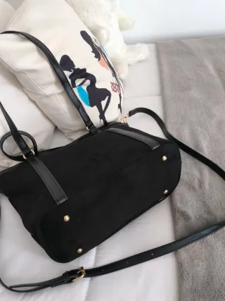 Bolso elegante negro de calidad