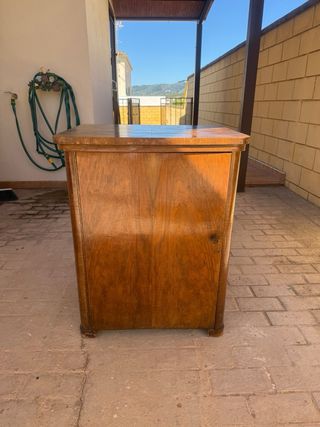 Máquina de coser Singer antigua