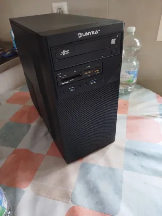 PC Sobremesa UNYKA Intel i5, 8GB RAM