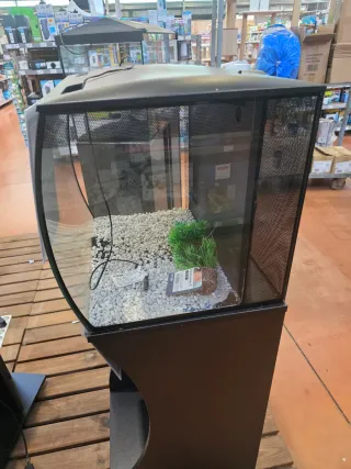 Acuario 57L 6 meses uso completo
