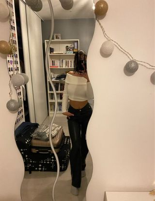 Pantalón cuero negro