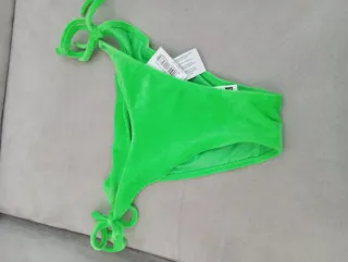 Top bikini verde