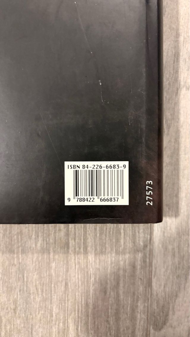 Pálida como la luna