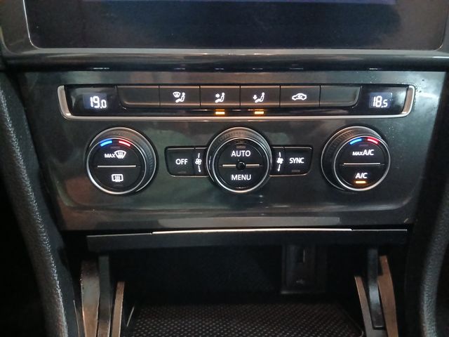 SEMINUEVO Volkswagen Golf TDI 115 C.V AÑO 2019