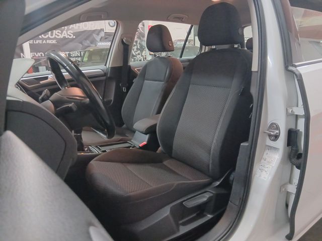 SEMINUEVO Volkswagen Golf TDI 115 C.V AÑO 2019
