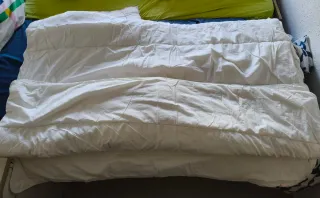 Edredón blanco de tela