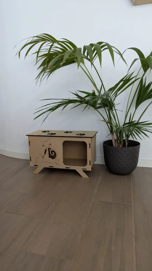 Casita para gato de madera