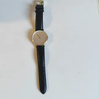 Reloj Massimo Dutti Dorado y Negro
