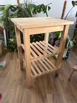 Carrito auxiliar IKEA BEKVÄM madera