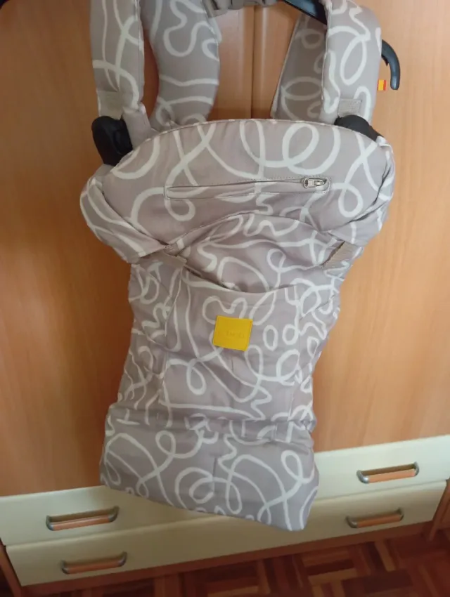Portabebés ergonómico estampado