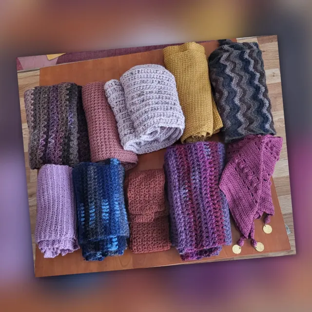 Lote 10 Bufandas Tejidas a Mano por mí