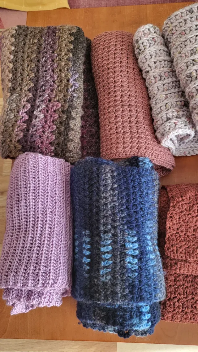 Lote 10 Bufandas Tejidas a Mano por mí