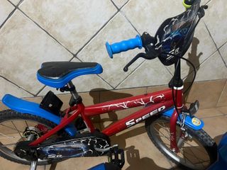 Moto y Bici Niño Ruedines Buen Estado