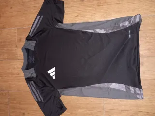 Camiseta Adidas Negra Talla XS