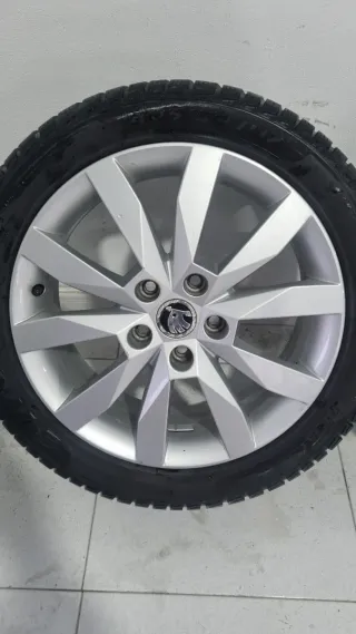 Juego Llantas Originales Skoda Octavia RS