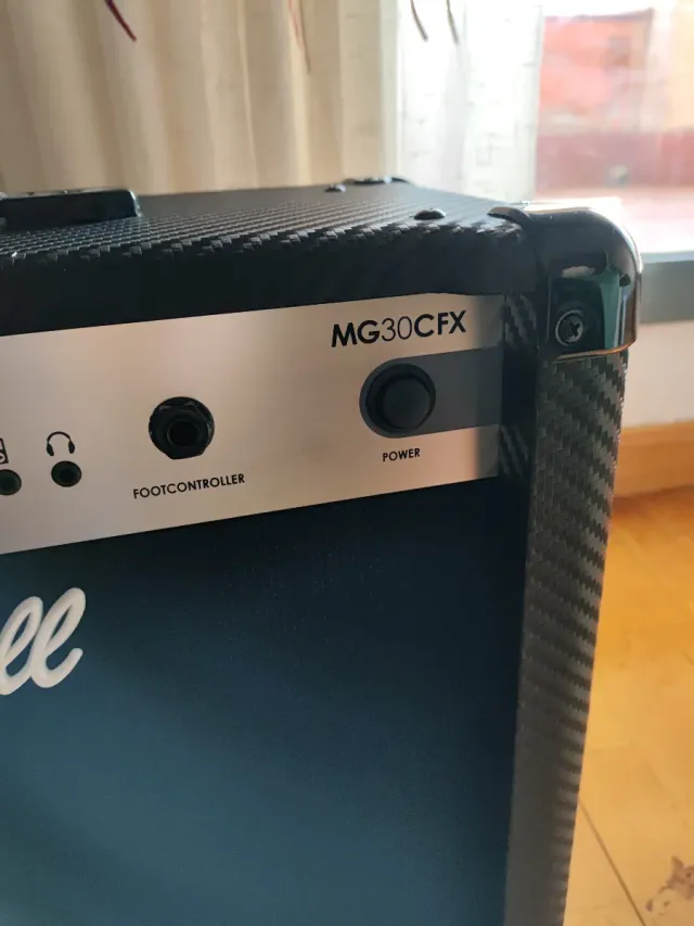 Marshall MG30CFX Amplificador Guitarra