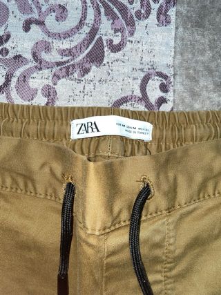 Pantalones cargo Zara marrones