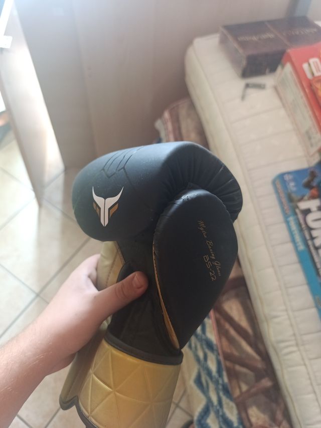 Guantoni Mytra Fusion pari a nuovo