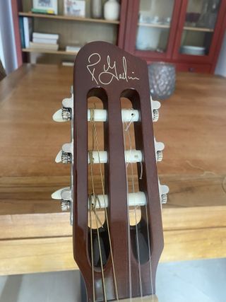 Godin Multiac Grand Concert SA Guitarra