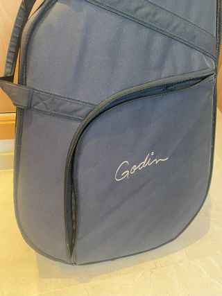 Godin Multiac Grand Concert SA Guitarra