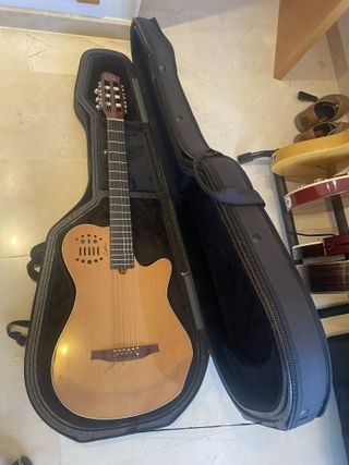 Godin Multiac Grand Concert SA Guitarra