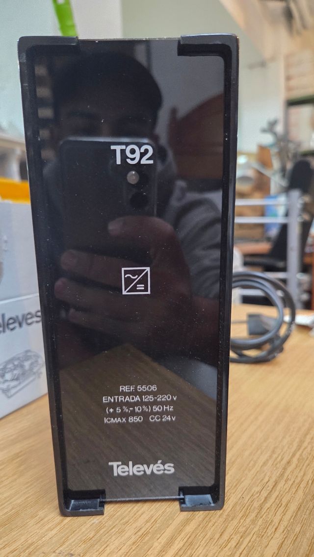 Fuente de alimentación Televés T92
