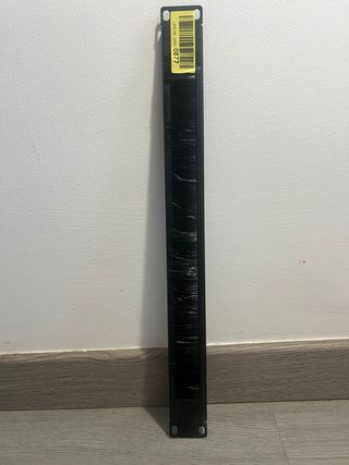 DIGITUS Entrada de Cables 10'' con Tira de Cepillo