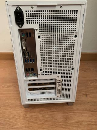 PC Gaming Blanco con RGB