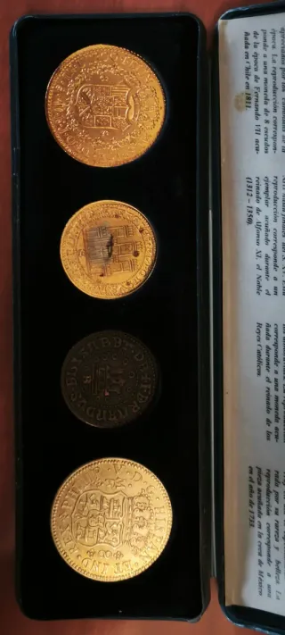 Colección de Monedas Históricas (replicas)