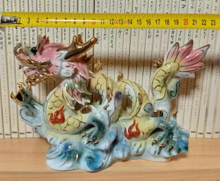 Figura Dragón Chino 