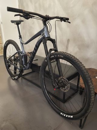 Bicicleta MTB Giant STANCE 2