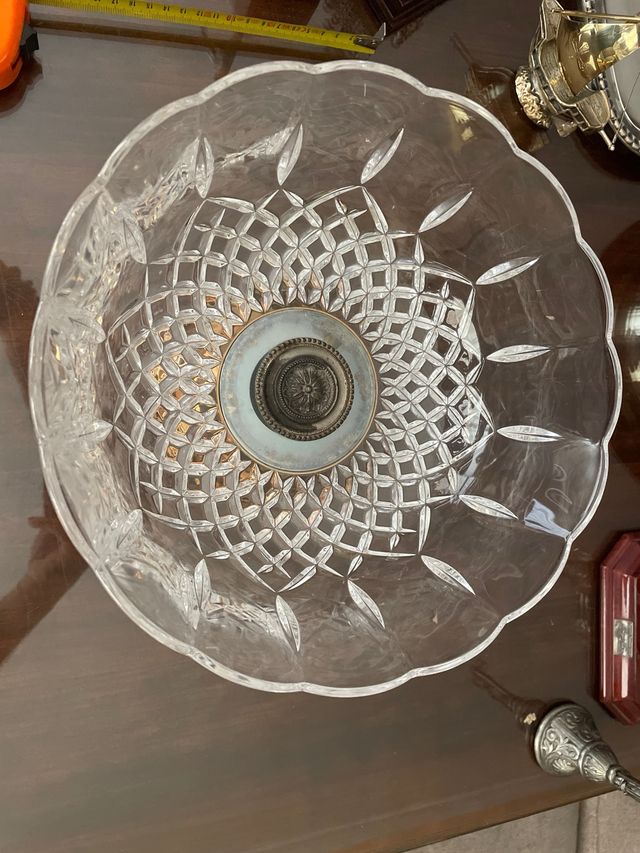 Centro de mesa cristal y metal dorado