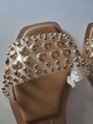 Sandalias Zara Beige y Doradas