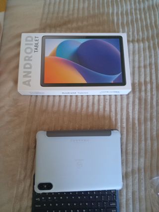 Tablet Android Touch 10 Plus con accesorios