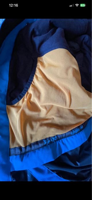 Chaqueta Oxbow azul y negra