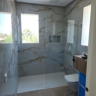se hacen reformas en general Pladur chapado etc 