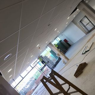 se hacen reformas en general Pladur chapado etc 