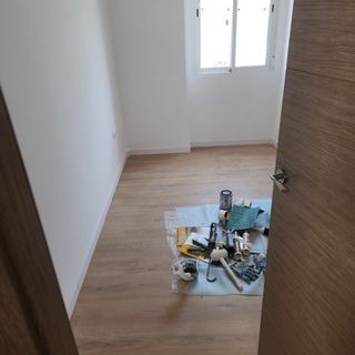 se hacen reformas en general Pladur chapado etc 