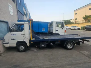 Nissan trade 1999