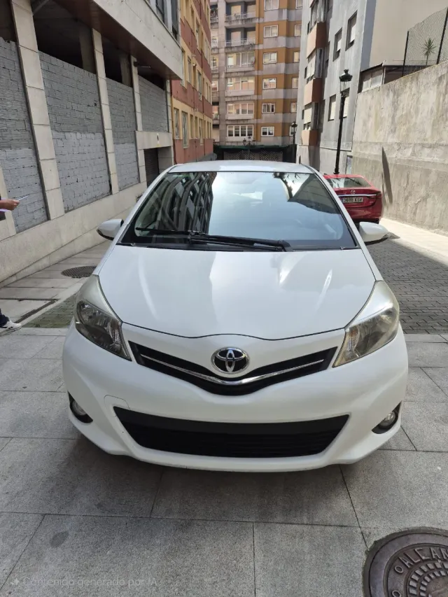 Toyota Yaris 2013