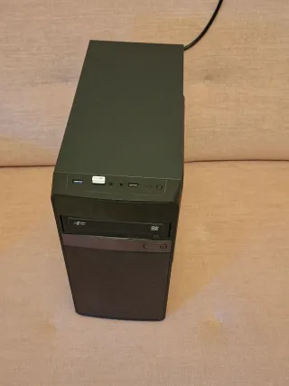 Ordenador gaming sobremesa Negro/Marrón