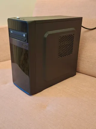 Ordenador gaming sobremesa Negro/Marrón
